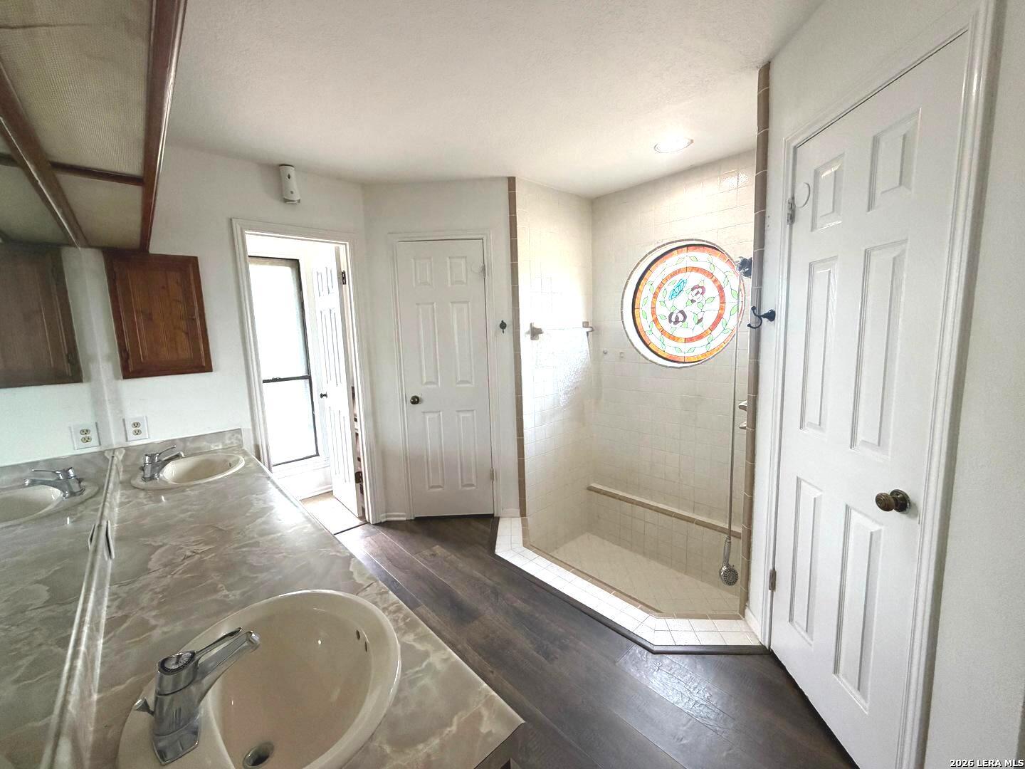 3590 County Road 5710 Devine TX 78016