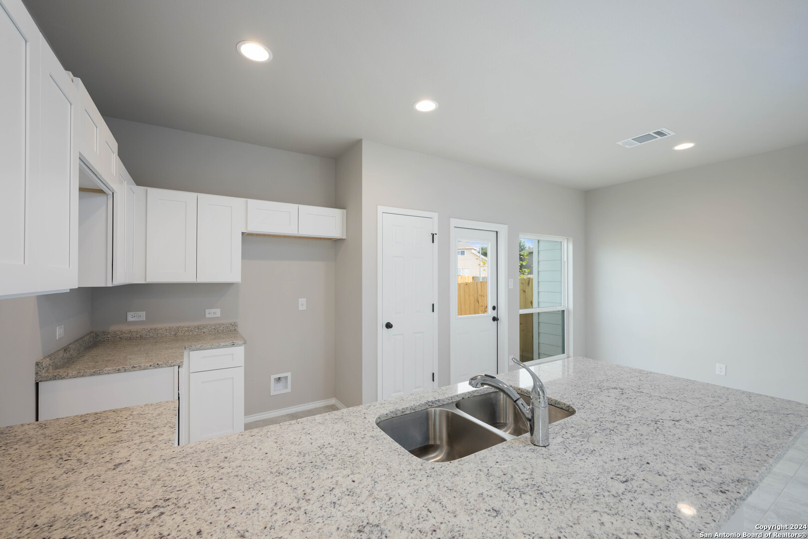 8619 Valentina Way San Antonio TX 78245