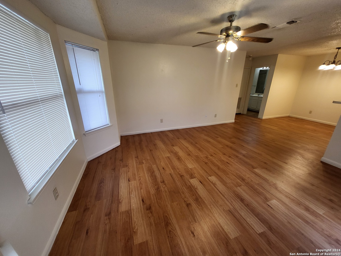 6350 Cambridge San Antonio TX 78218