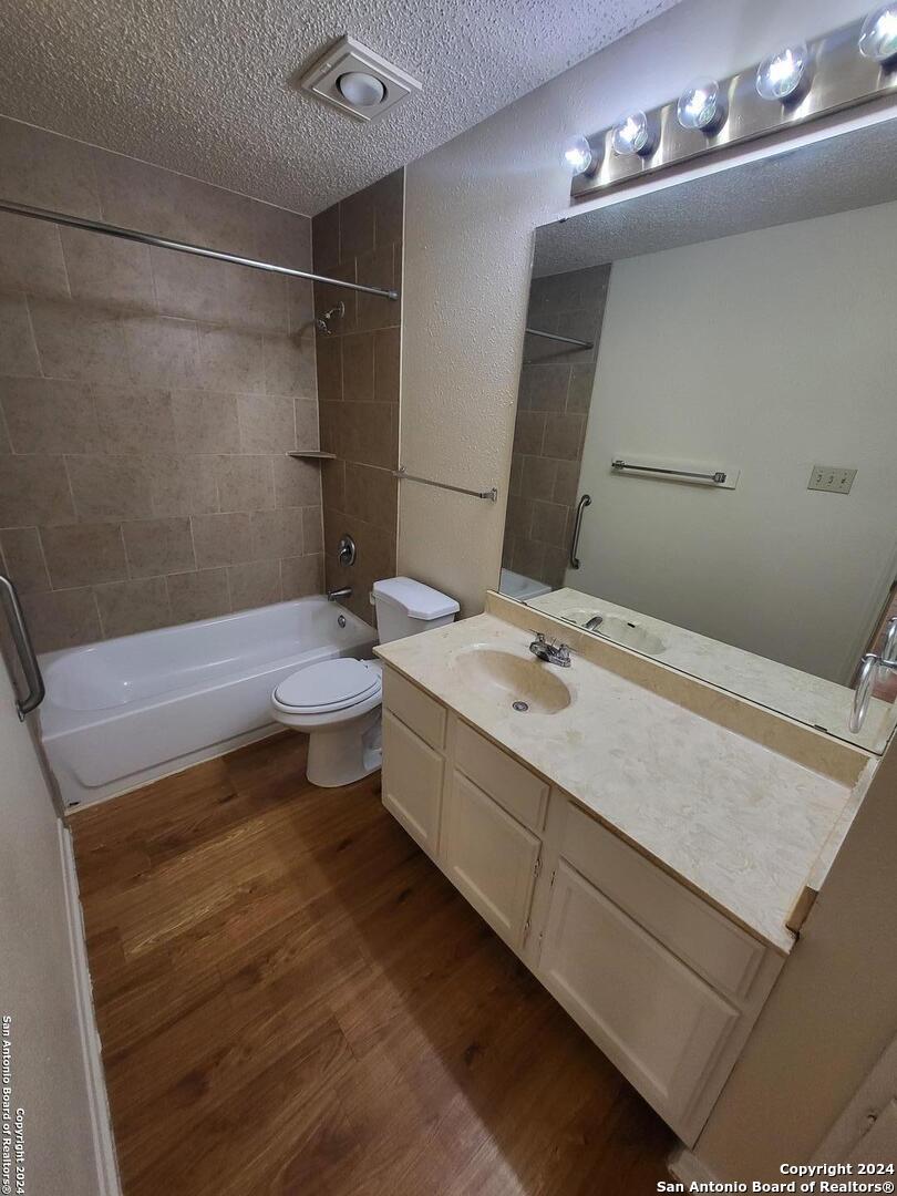 6350 Cambridge San Antonio TX 78218
