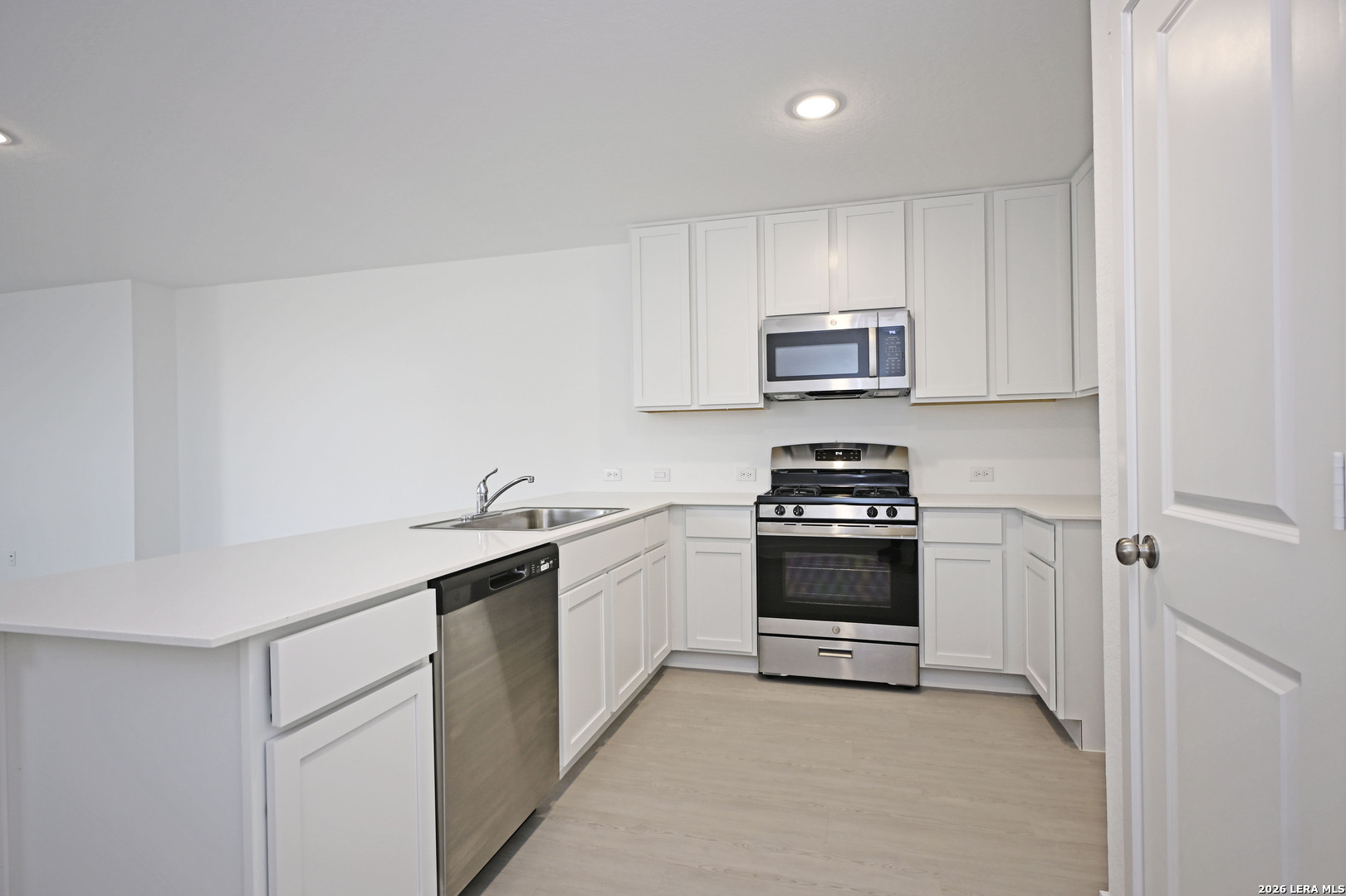 7411 Spinel Way San Antonio TX 78263