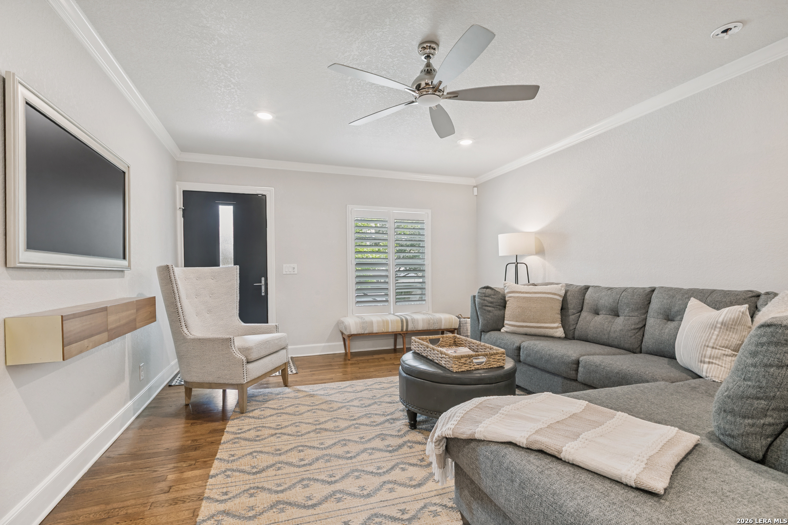 488 E Olmos Olmos Park TX 78212