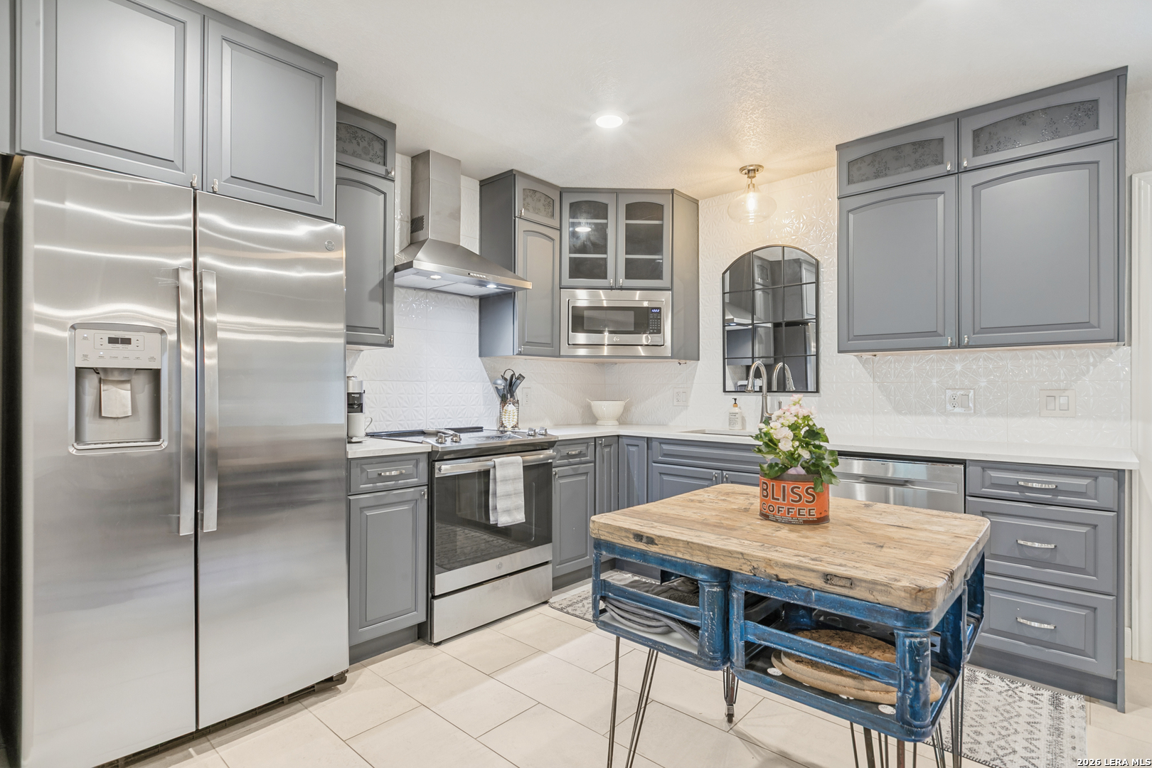 488 E Olmos Olmos Park TX 78212