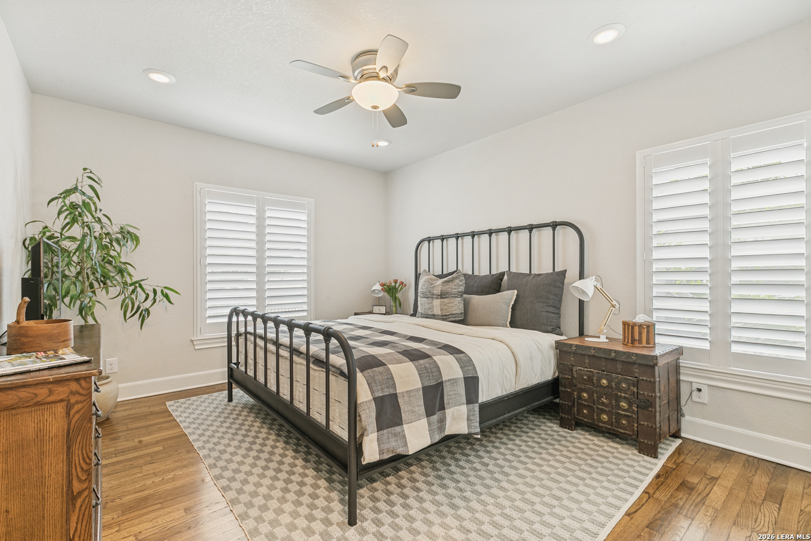 488 E Olmos Olmos Park TX 78212