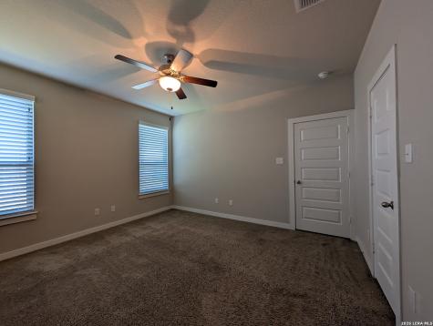 367 Creekside Curve New Braunfels TX 78130