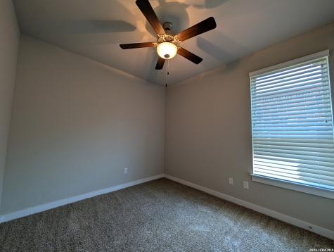 367 Creekside Curve New Braunfels TX 78130