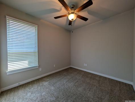 367 Creekside Curve New Braunfels TX 78130