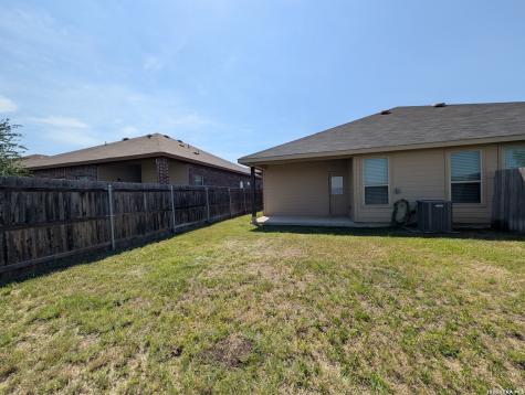 367 Creekside Curve New Braunfels TX 78130