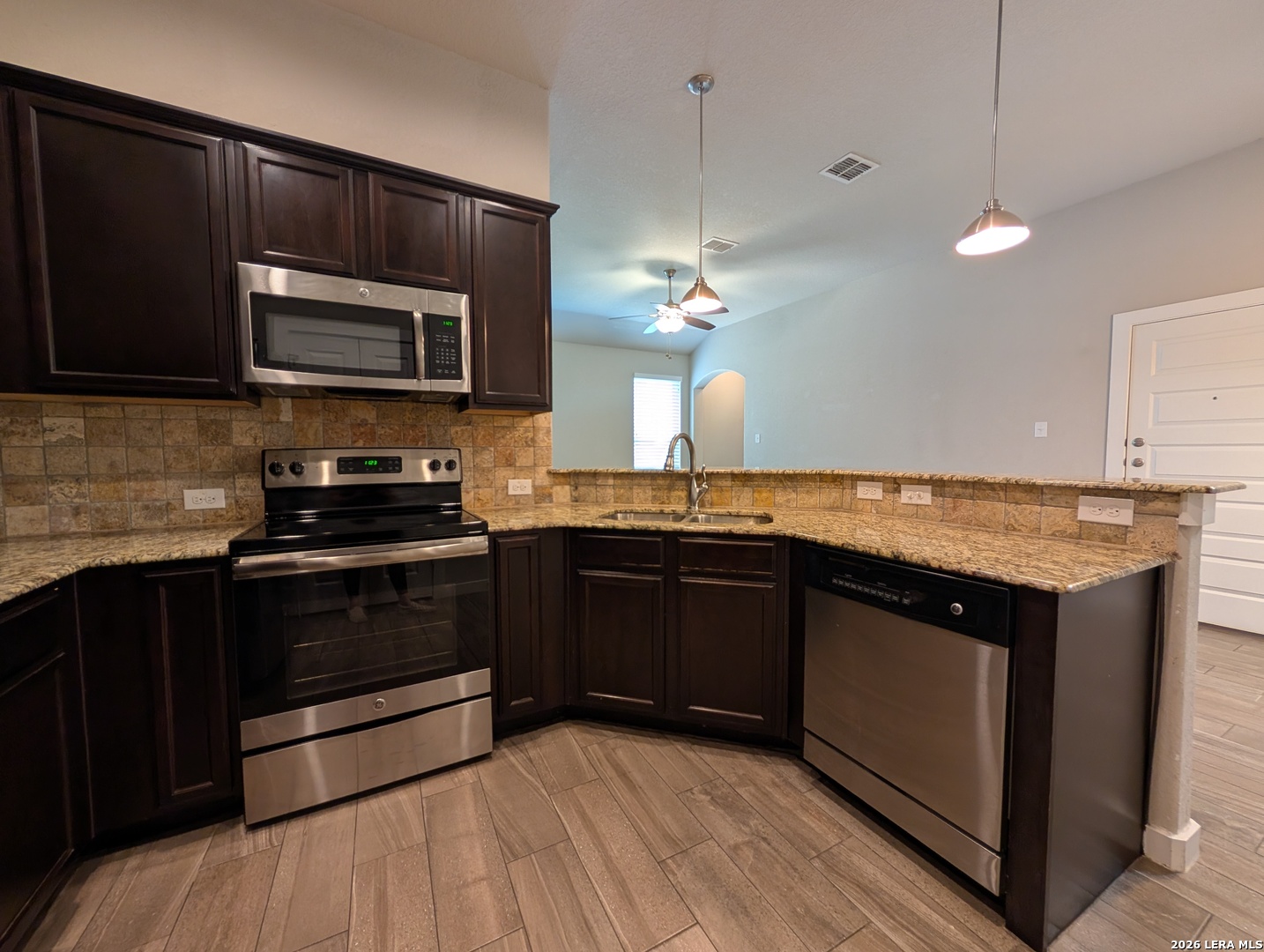 367 Creekside Curve New Braunfels TX 78130