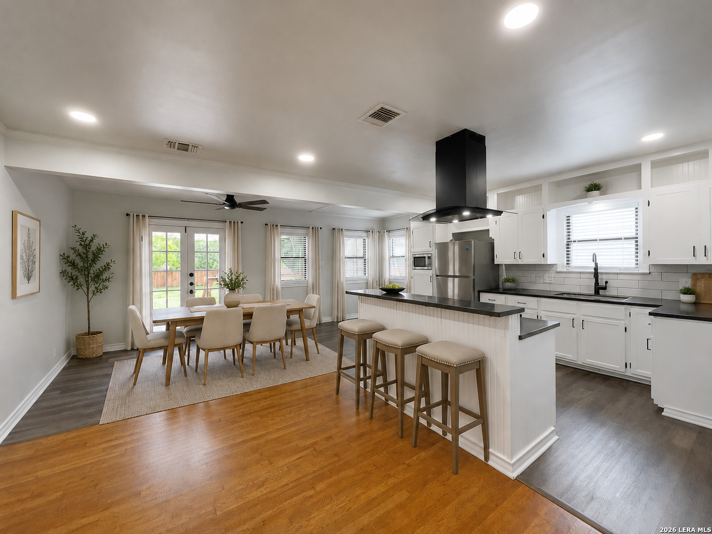 1910 W Kings Highway San Antonio TX 78201