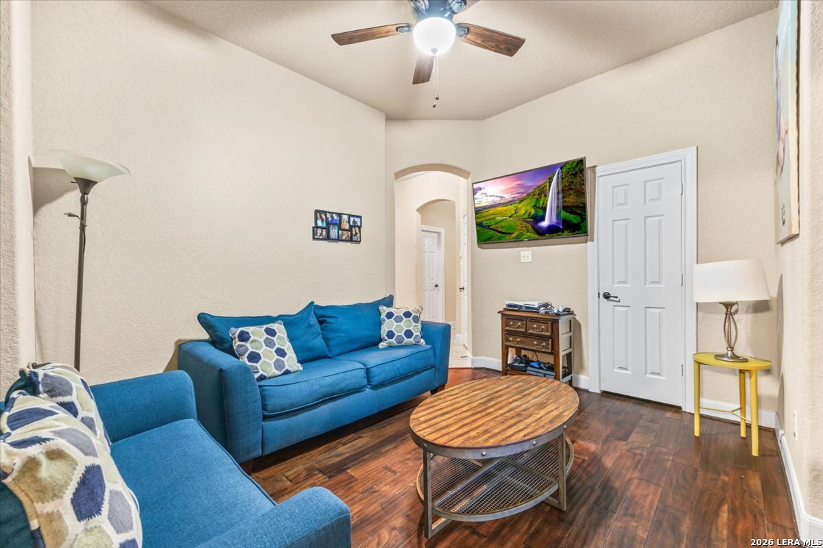 10515 Alcantara Helotes TX 78023