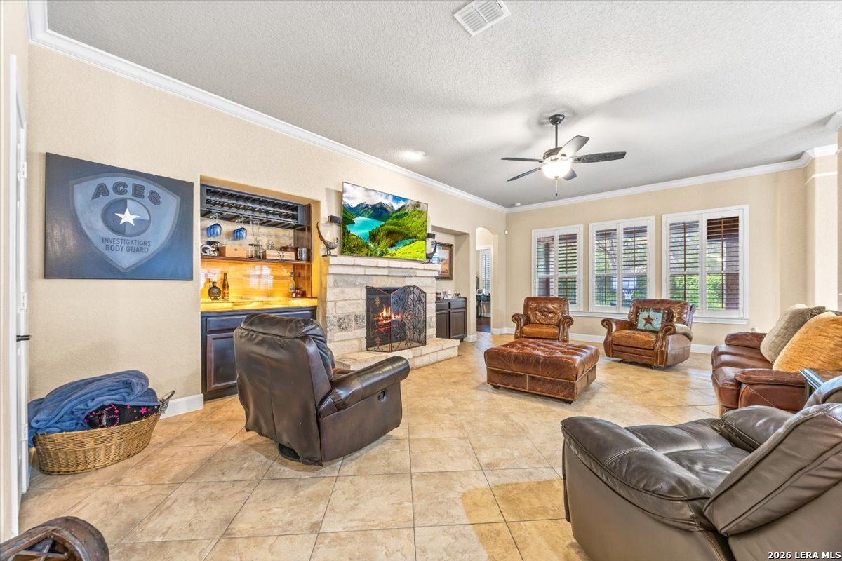 10515 Alcantara Helotes TX 78023