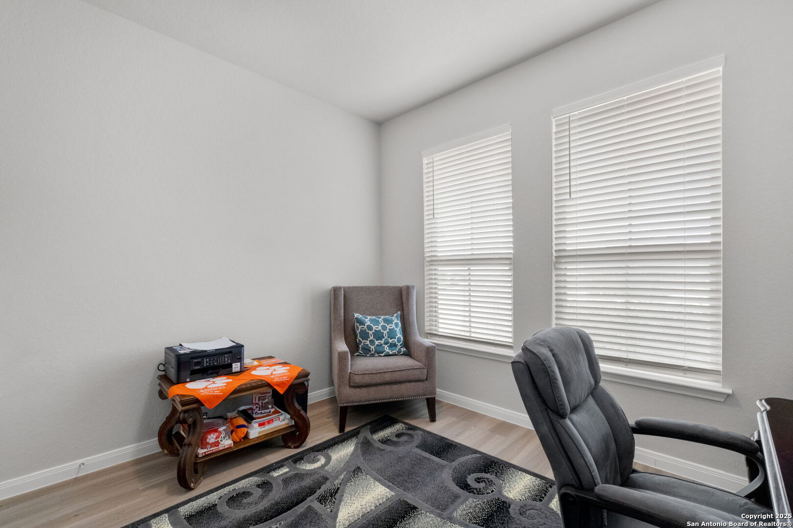 5806 Larkspur San Antonio TX 78218