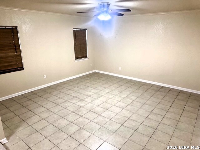 1093 E County Road 5718 Natalia TX 78059