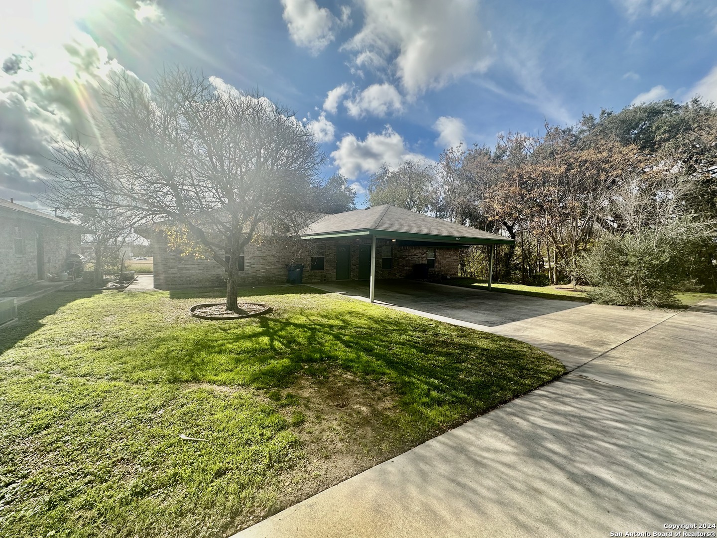 132 S Mansfield Street Pleasanton TX 78064