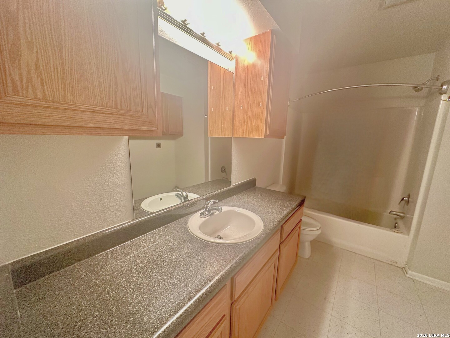 132 S Mansfield Street Pleasanton TX 78064