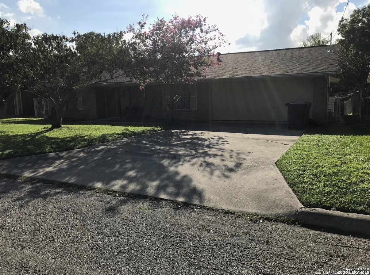 4015 Meeks San Antonio TX 78210