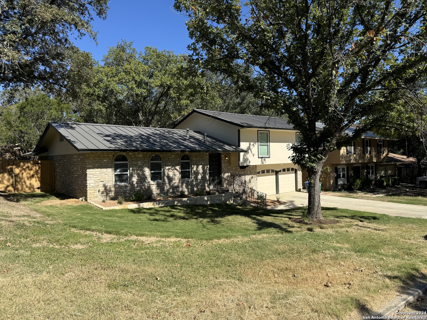 1703 Searcy Drive San Antonio TX 78232