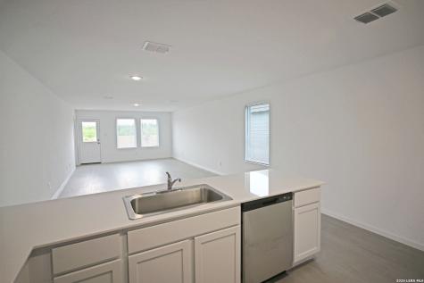 463 River Run Way San Antonio TX 78220
