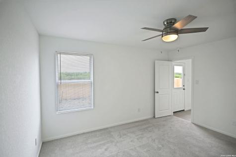 463 River Run Way San Antonio TX 78220