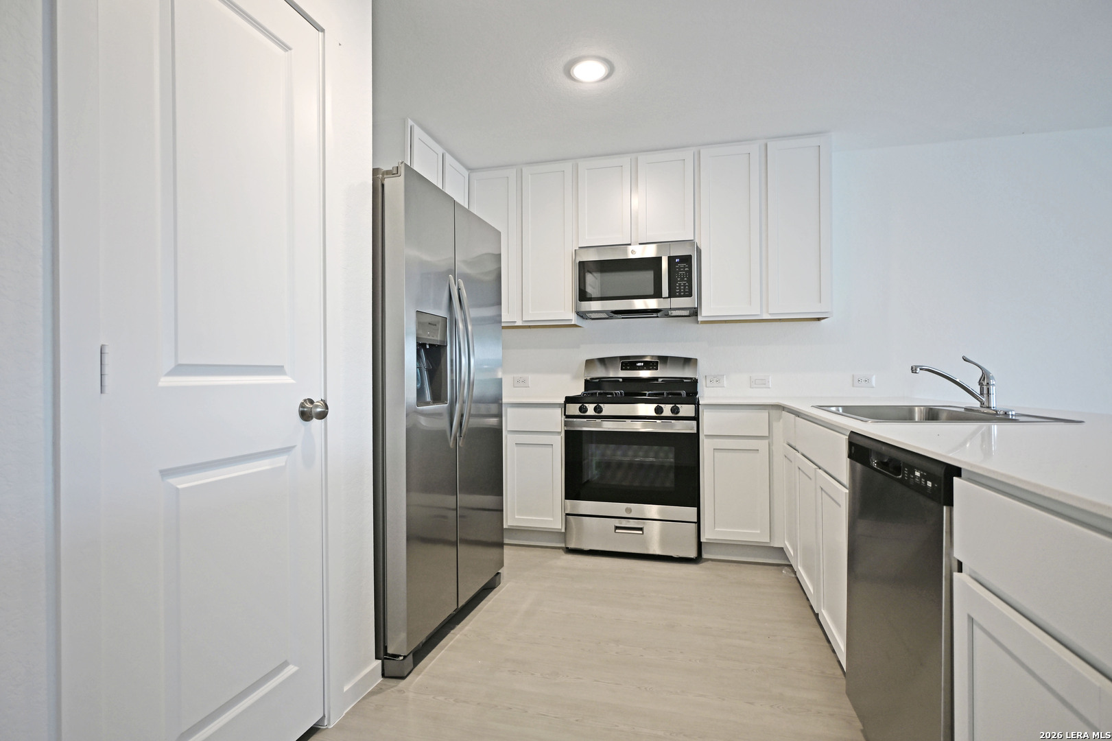 463 River Run Way San Antonio TX 78220