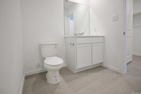 463 River Run Way San Antonio TX 78220