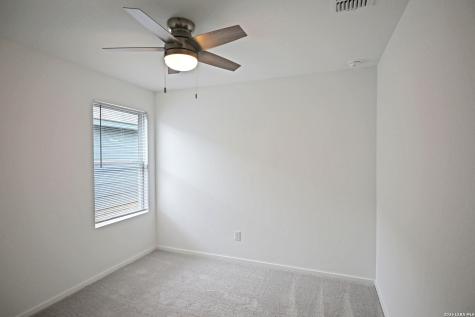 463 River Run Way San Antonio TX 78220