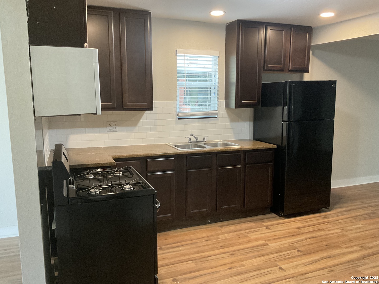2703 Menchaca San Antonio TX 78228