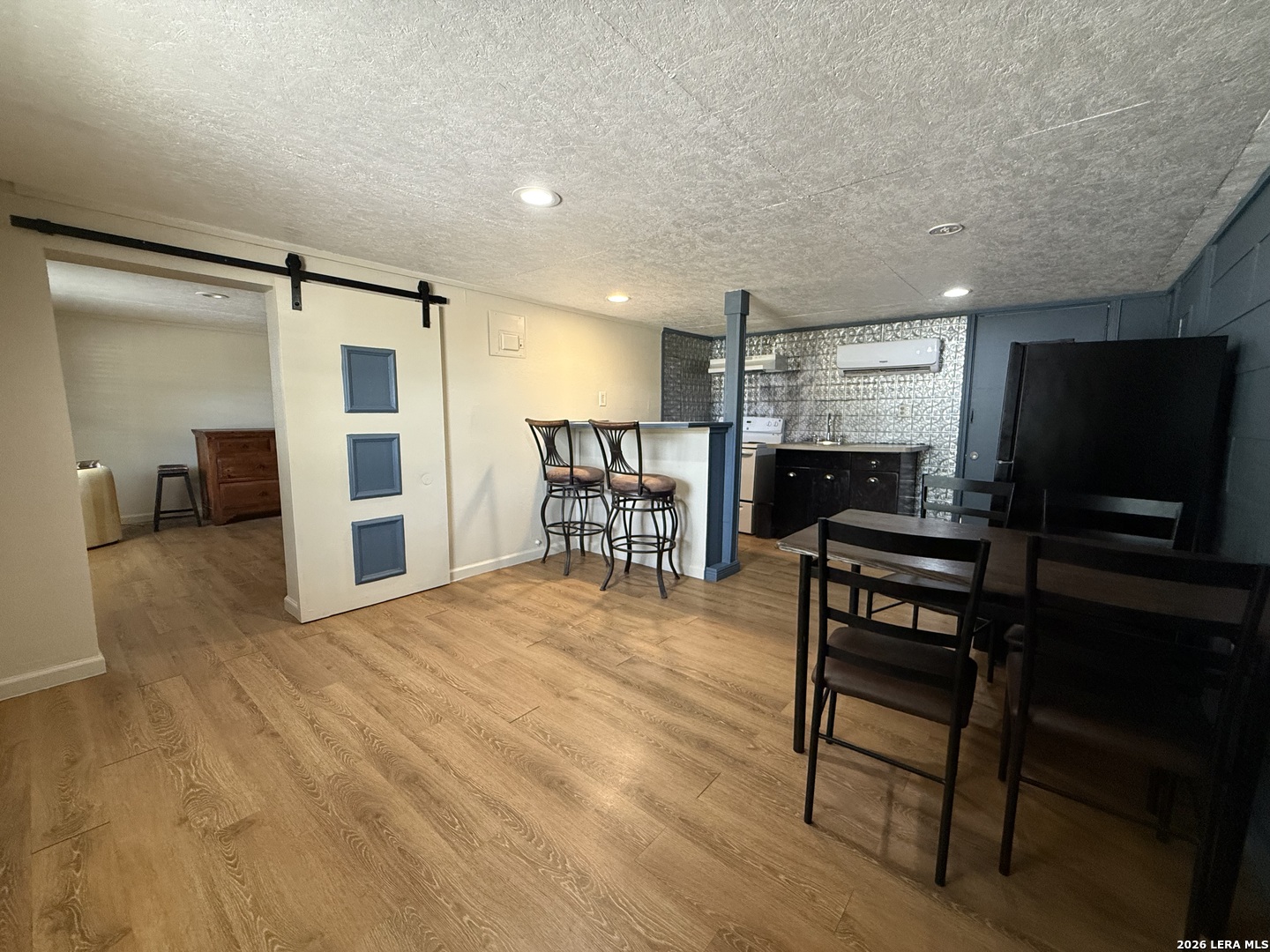 135 E Quill Drive San Antonio TX 78228