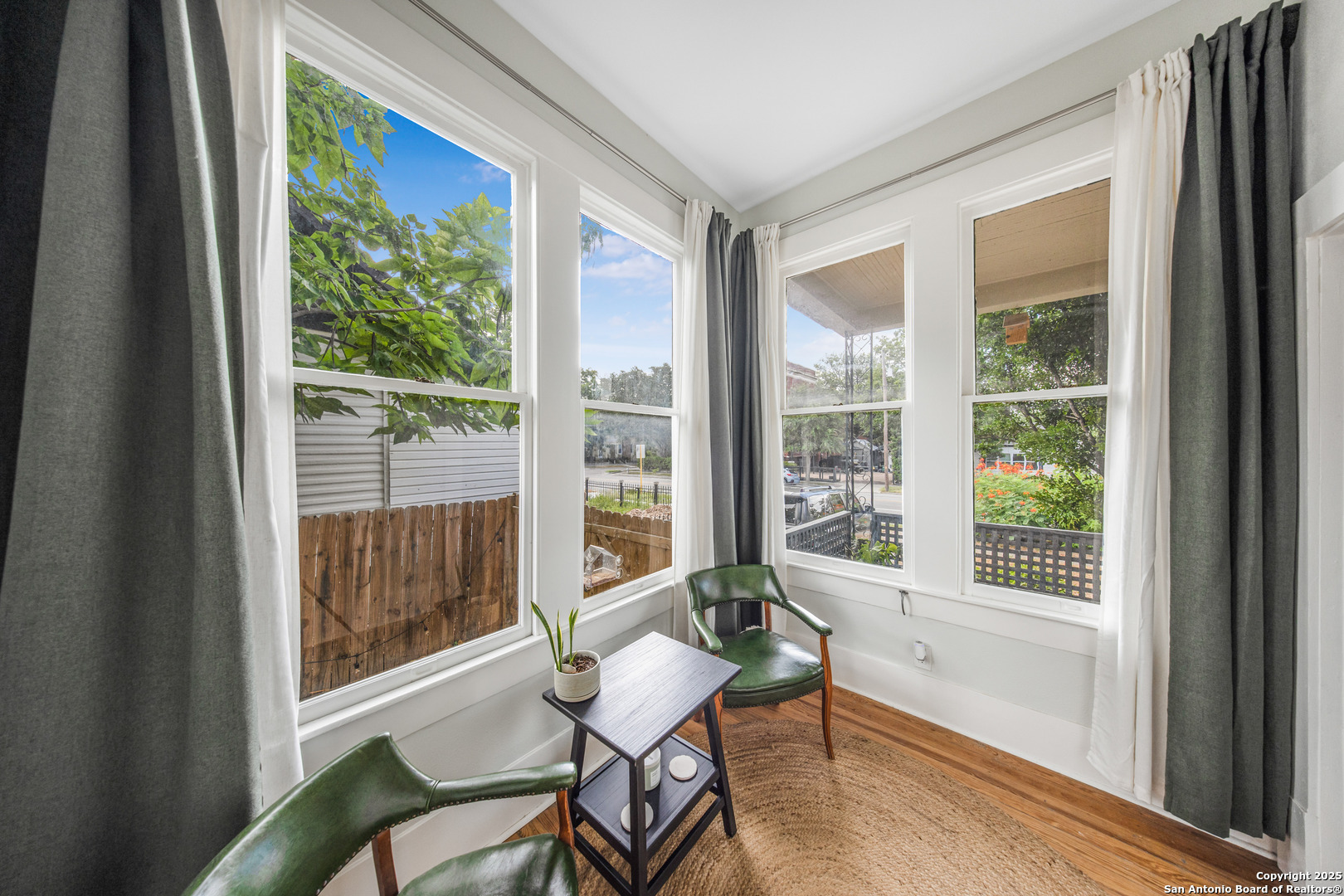 509 W Mistletoe Avenue San Antonio TX 78212