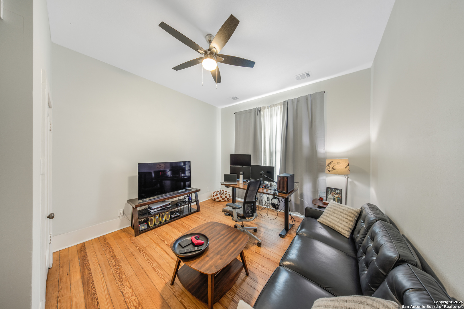 509 W Mistletoe Avenue San Antonio TX 78212