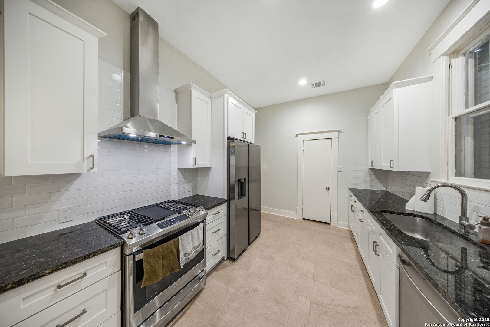 509 W Mistletoe Avenue San Antonio TX 78212