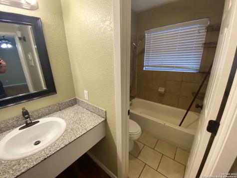211 Natalen Avenue San Antonio TX 78209