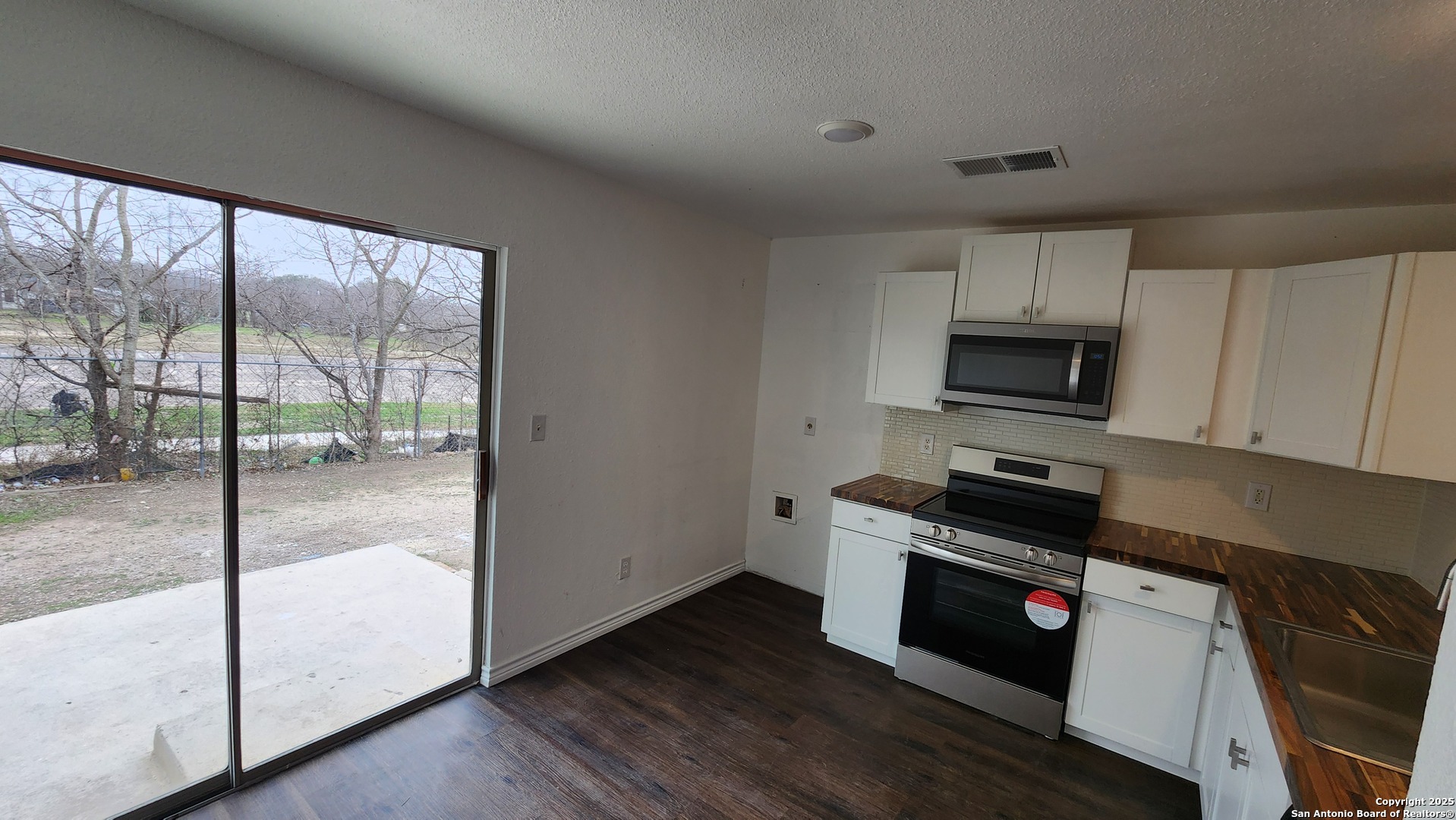 542 Pharis Street San Antonio TX 78237