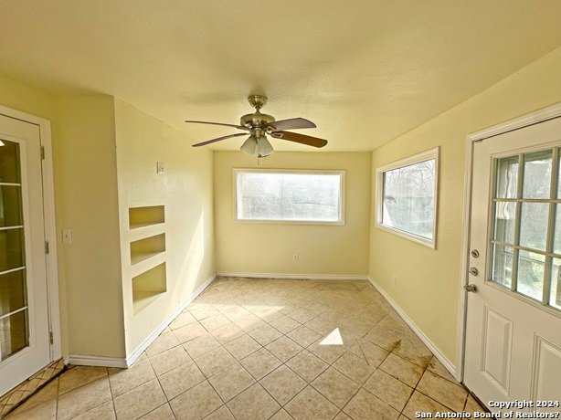 8707 Glen Bluff San Antonio TX 78239