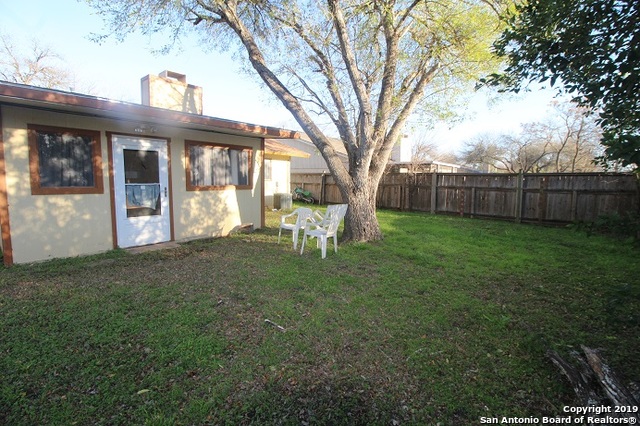 8707 Glen Bluff San Antonio TX 78239