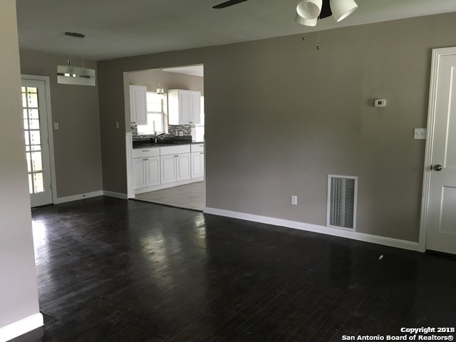 102 Northill Drive San Antonio TX 78201