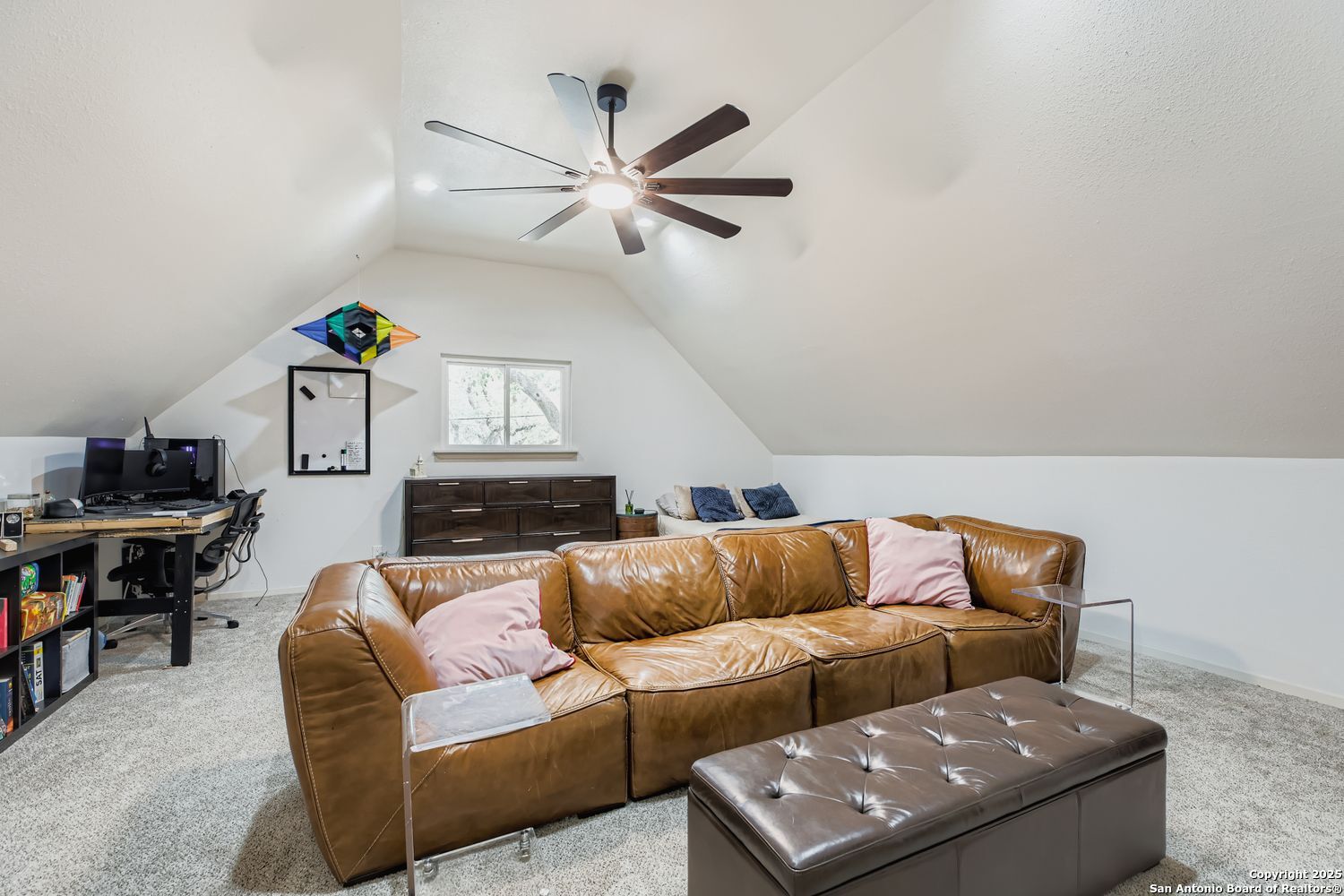 146 Canyon Oaks Hollywood Park TX 78232