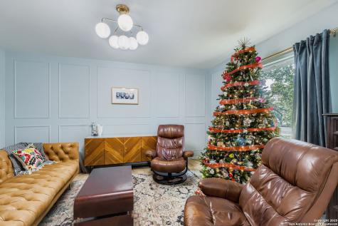 146 Canyon Oaks Hollywood Park TX 78232