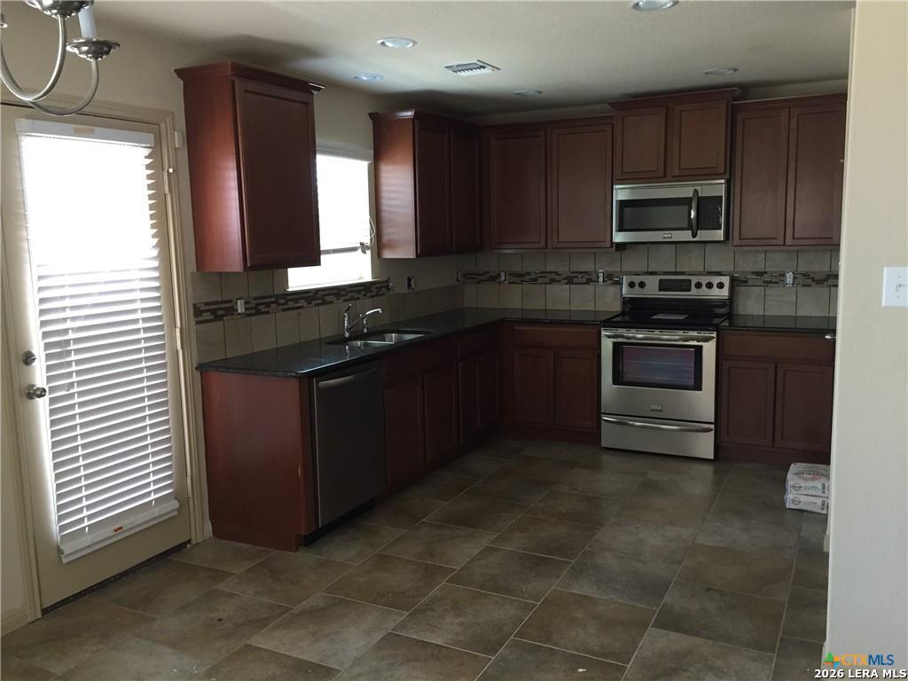 2240 Hawk New Braunfels TX 78130