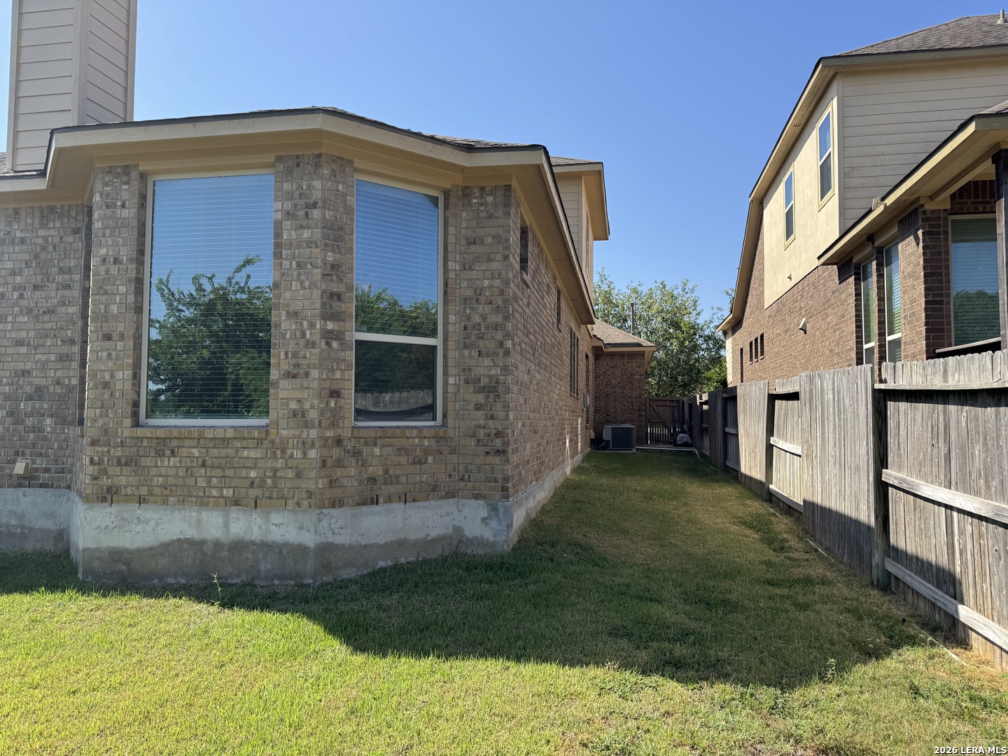 9827 Catell Boerne TX 78006