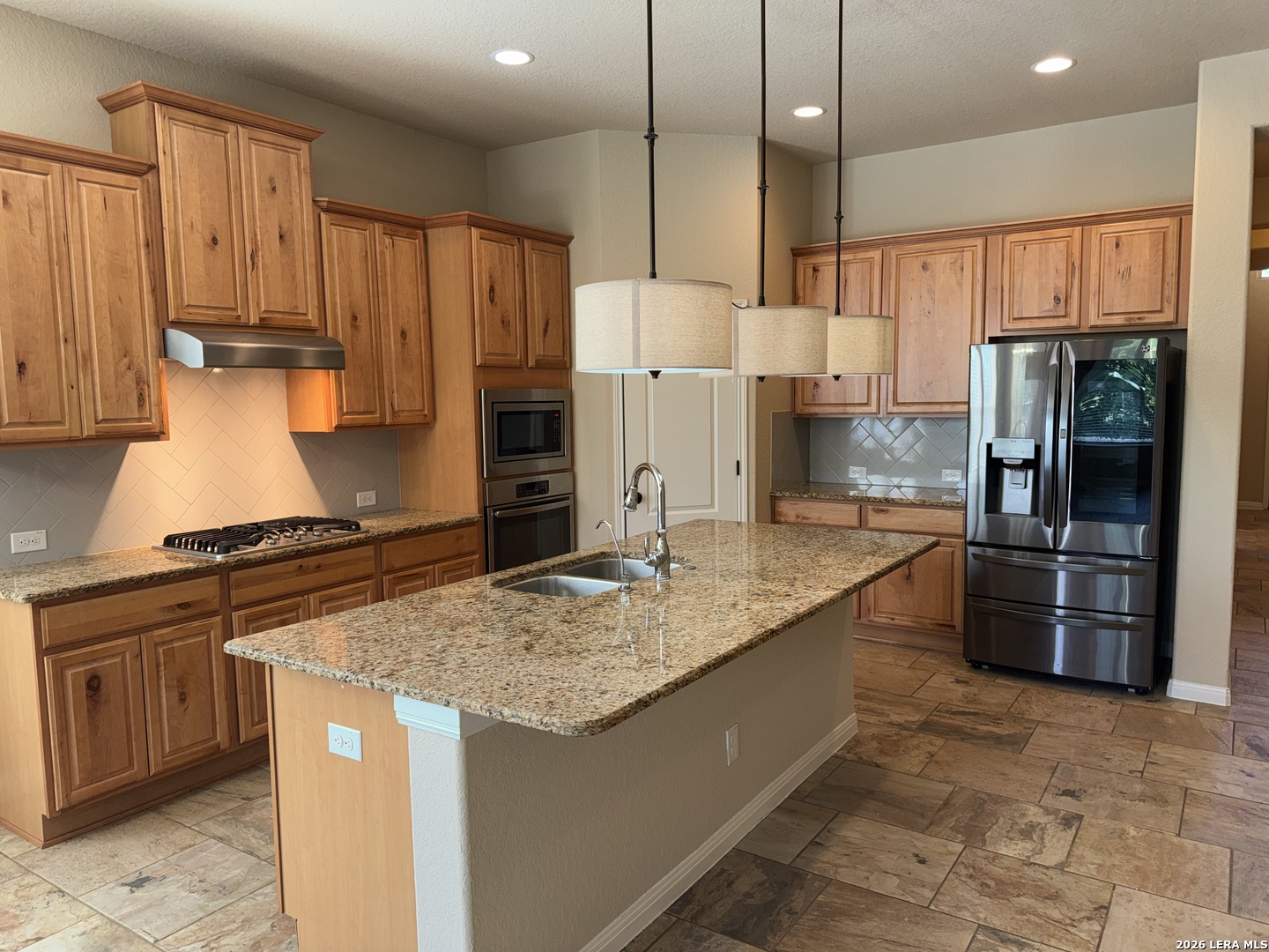 9827 Catell Boerne TX 78006
