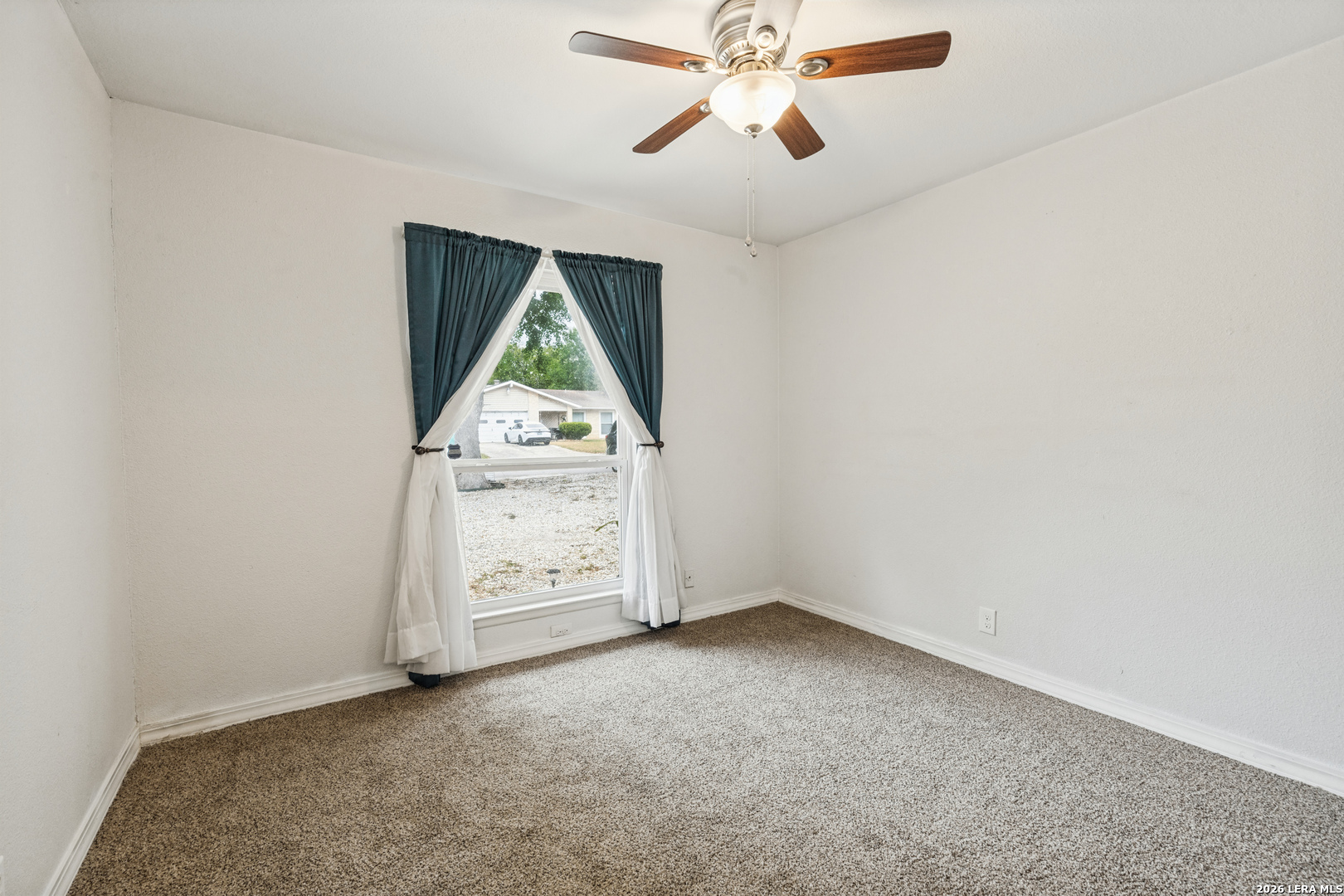 718 Dana Drive Converse TX 78109