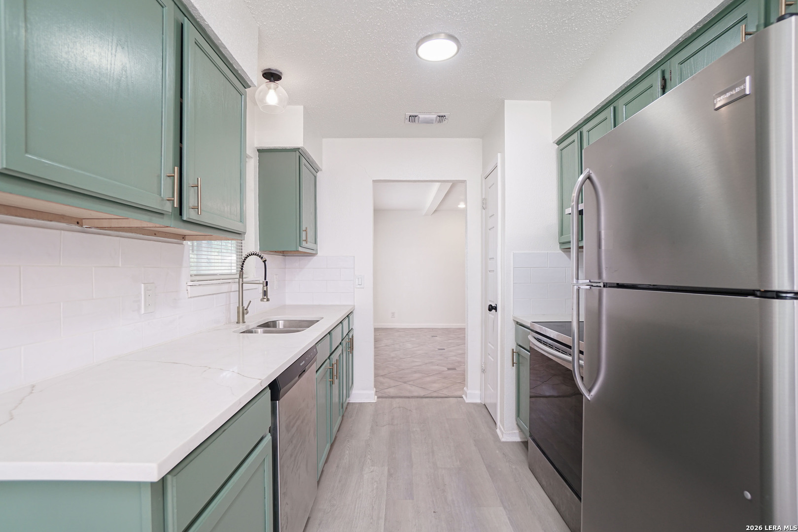 4706 Esterbrook San Antonio TX 78238