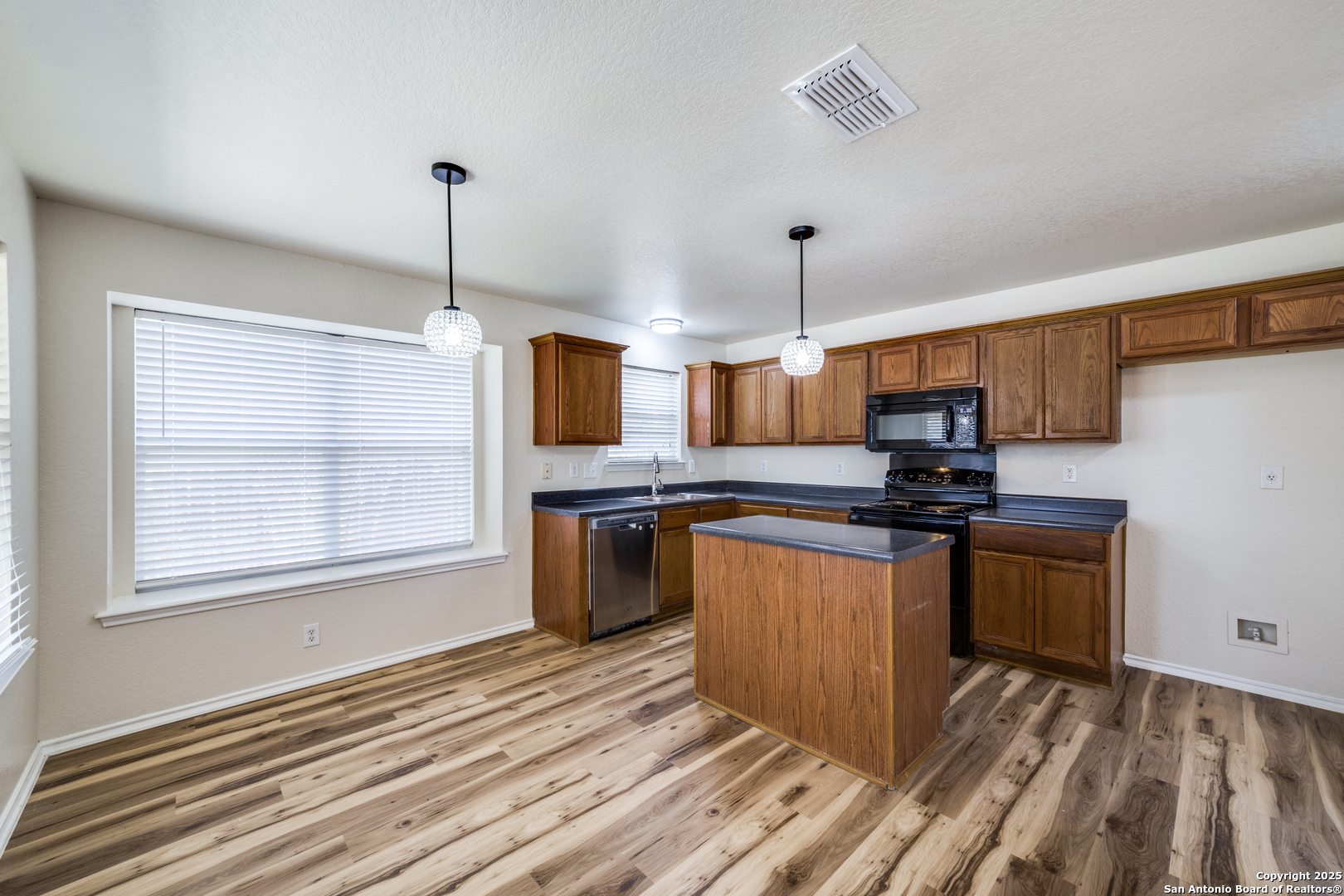 2434 Dove Crossing New Braunfels TX 78130