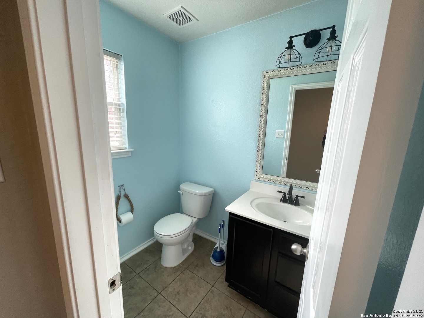 902 Sundance Hunt San Antonio TX 78245