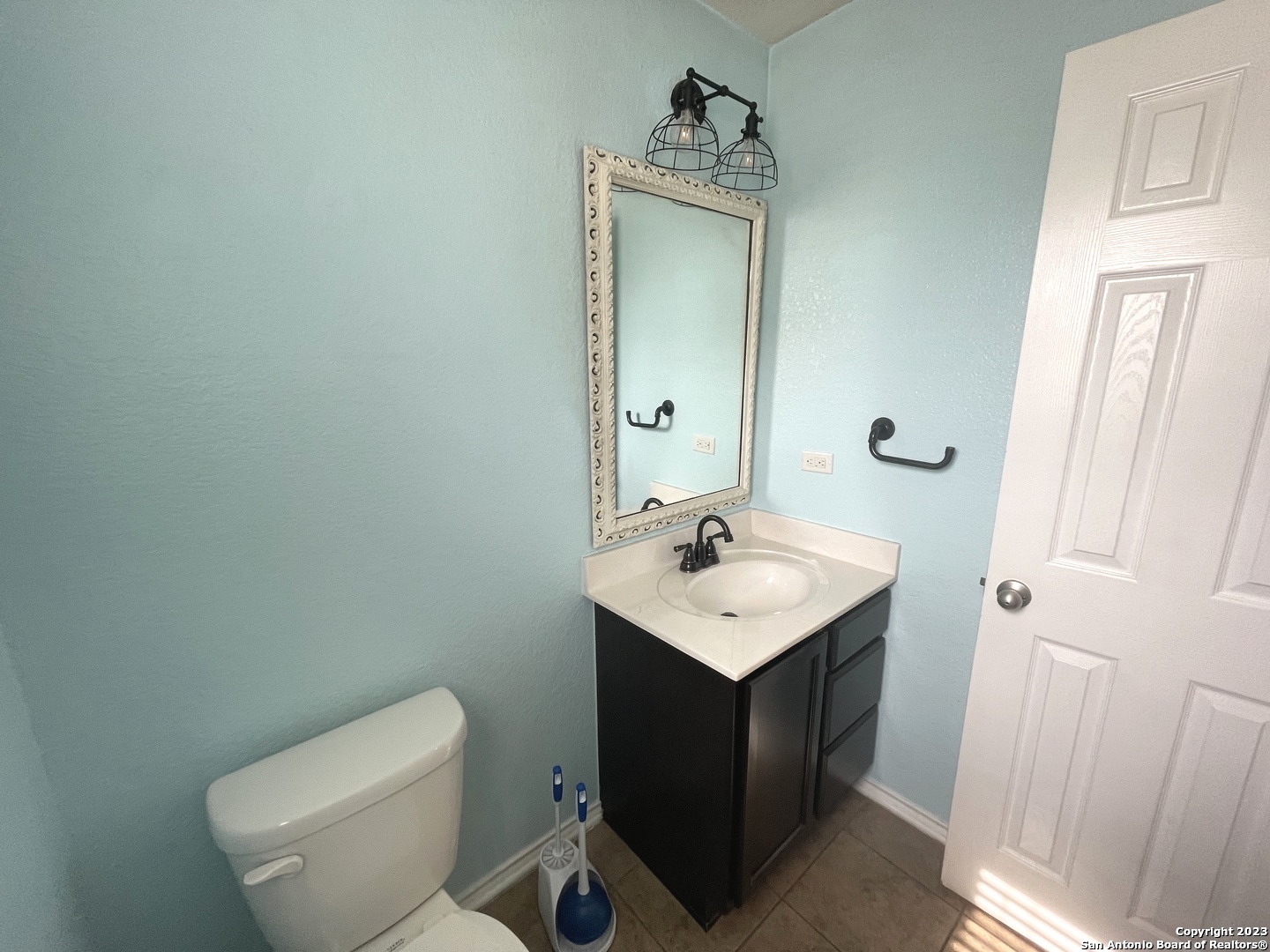 902 Sundance Hunt San Antonio TX 78245
