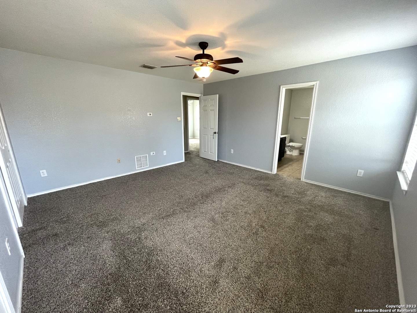 902 Sundance Hunt San Antonio TX 78245