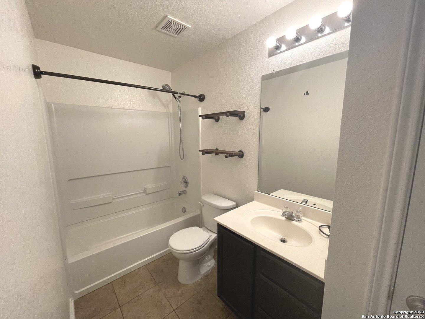 902 Sundance Hunt San Antonio TX 78245