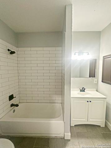 7550 Oak Chase San Antonio TX 78239
